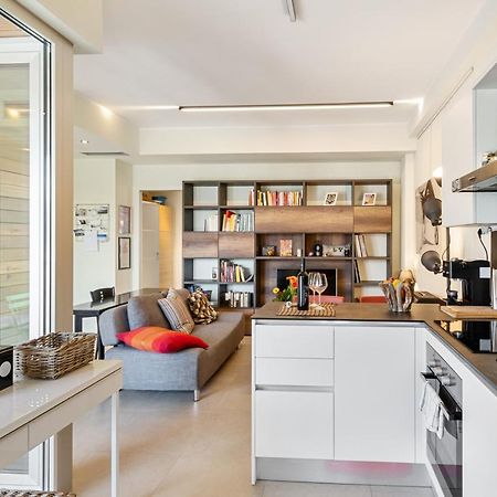 Parma Railway Station Apartment Экстерьер фото